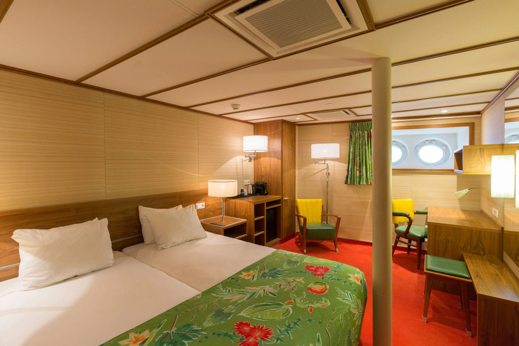 ss Rotterdam Hotel & Restaurants