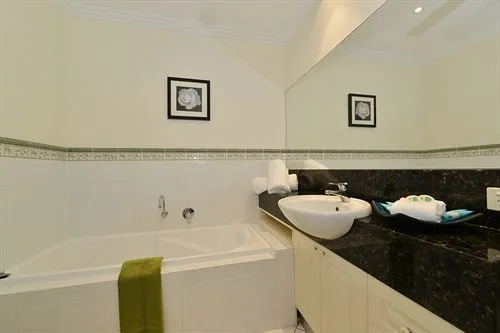 Atoll Close Port Douglas Holiday House