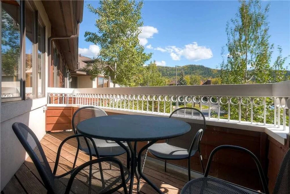 3301 Champagne Lodge, Trappeur's Crossing Apartment 2