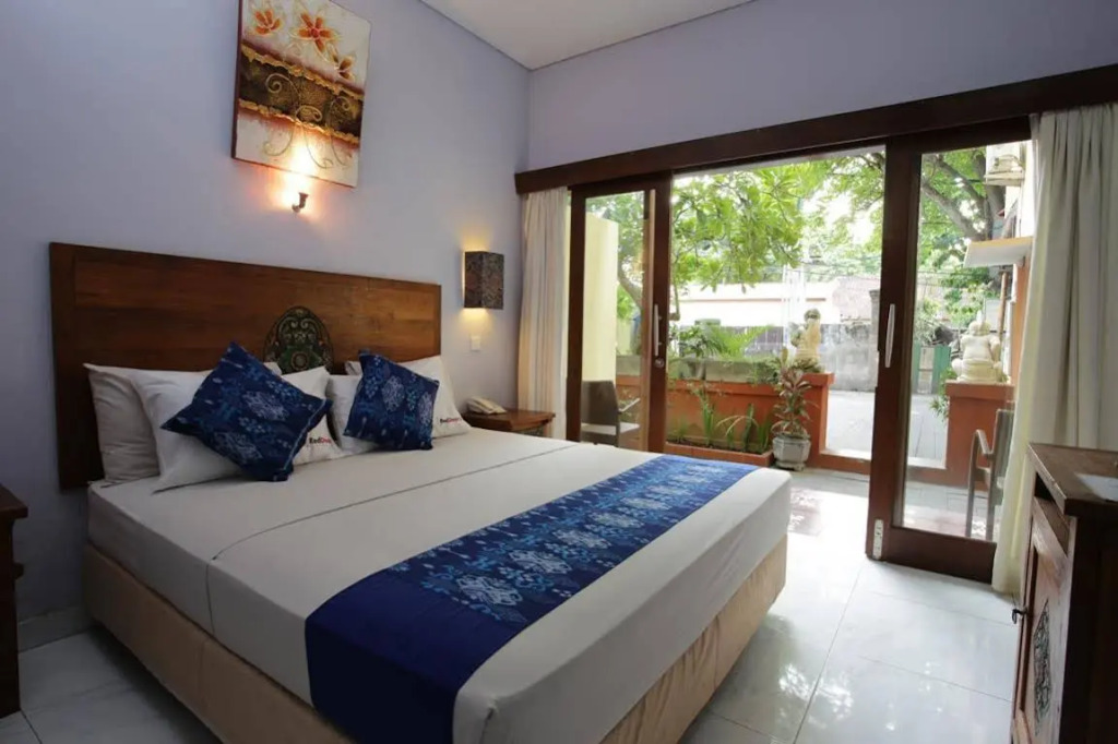 RedDoorz @ Pantai Cemara Sanur