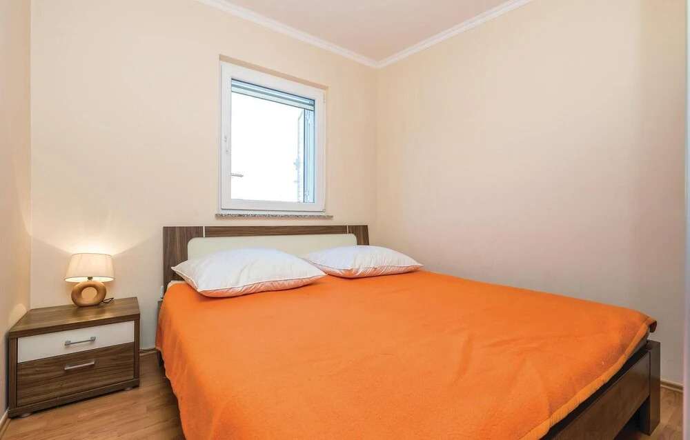 Amazing Apartment in Povljana With 2 Bedrooms