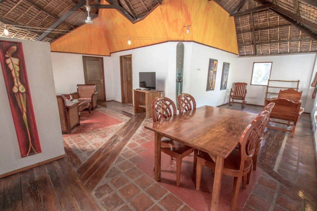 Bamboo Bungalow Resthouse
