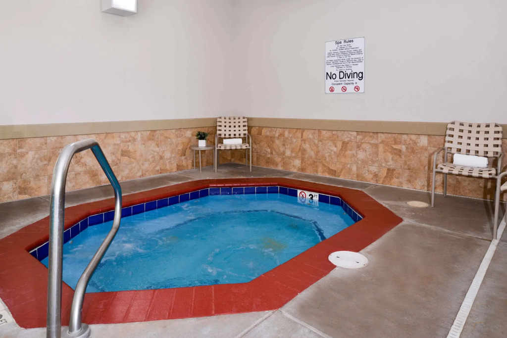 Best Western Plus Frontier Inn