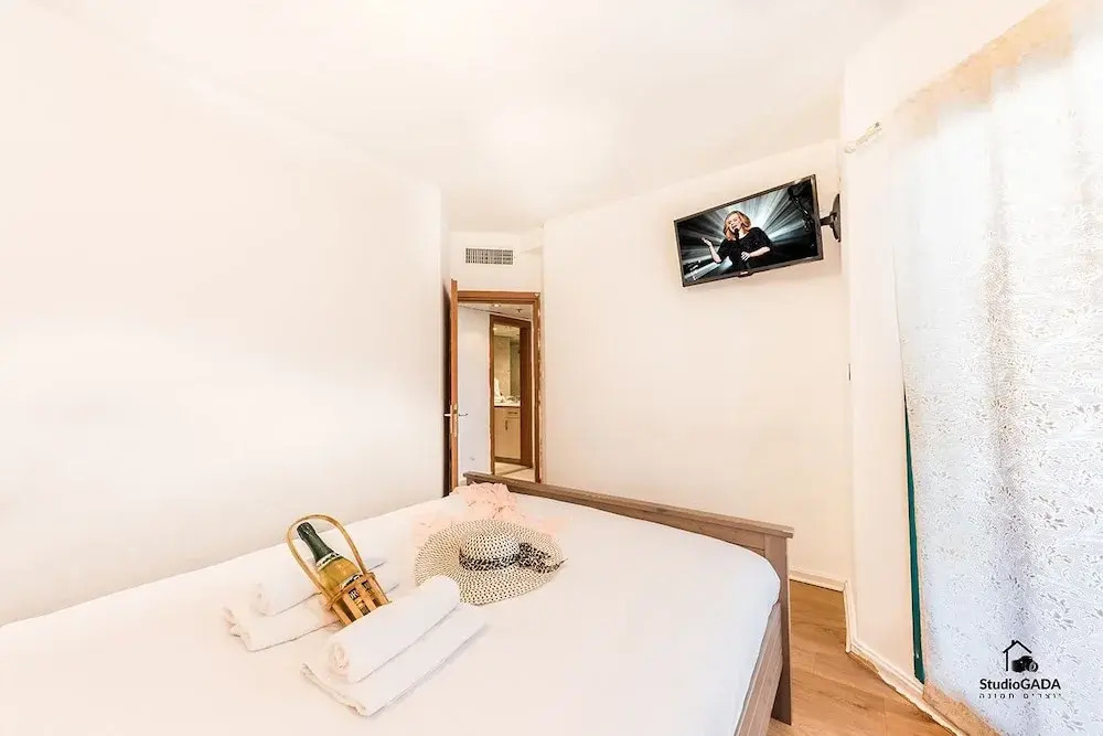 Sea of Galilee 2BR Apt by the Promenade
