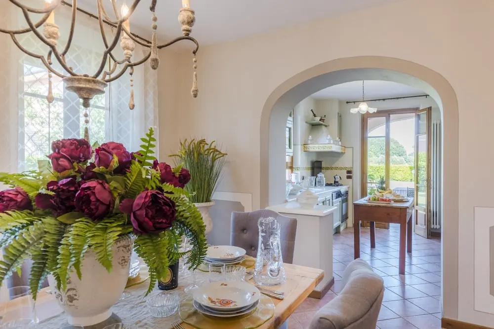 Country Home in Lucca near Tuscan Wineries