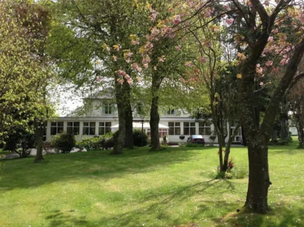 Woodlands Hall Hotel