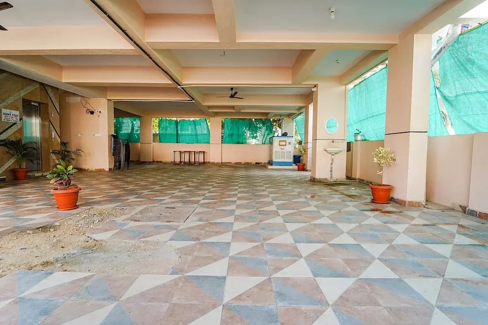 Fabhotel Sv Home Stay