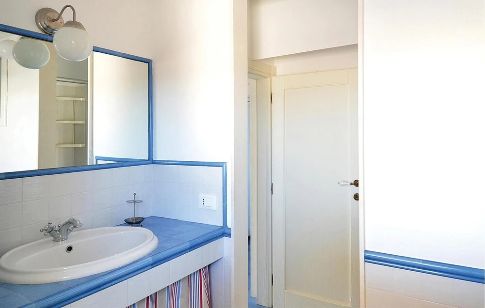Stunning Apartment in Punta Braccetto RG With 1 Bedrooms and Wifi