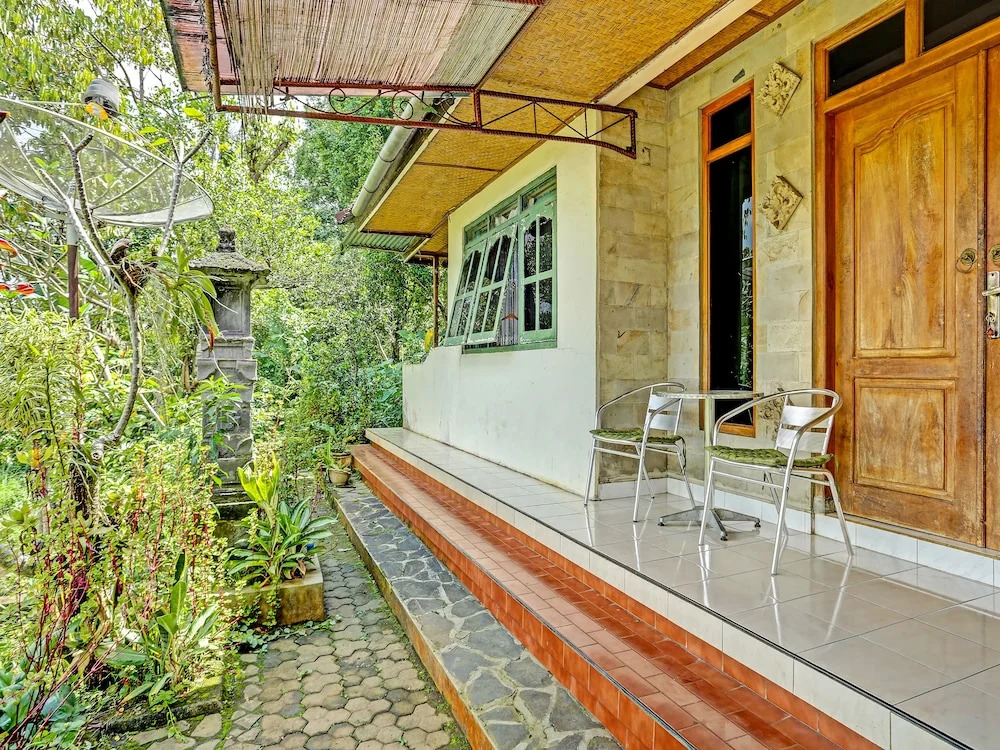 Desa Wisata Banyuatis By OYO