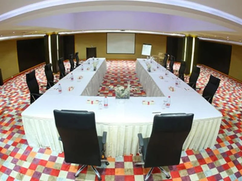 Crom Airport Hotel - Jeddah