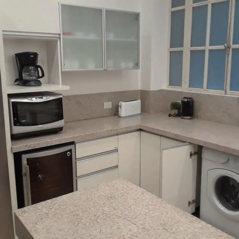 Purple Rain Elegant 2 Bedroom in Recoleta