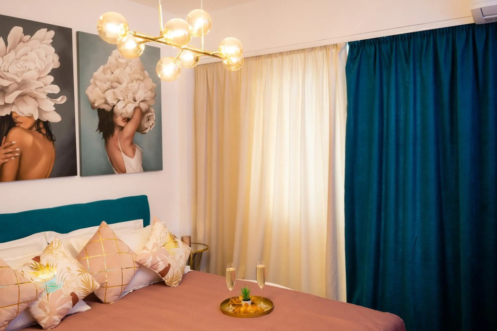 Artsy riverside suite - Amazing central apartment