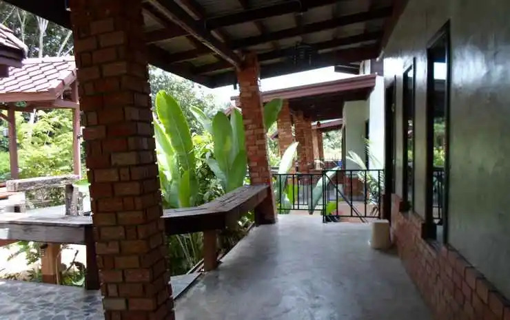 Baan Kiang Klong Resort