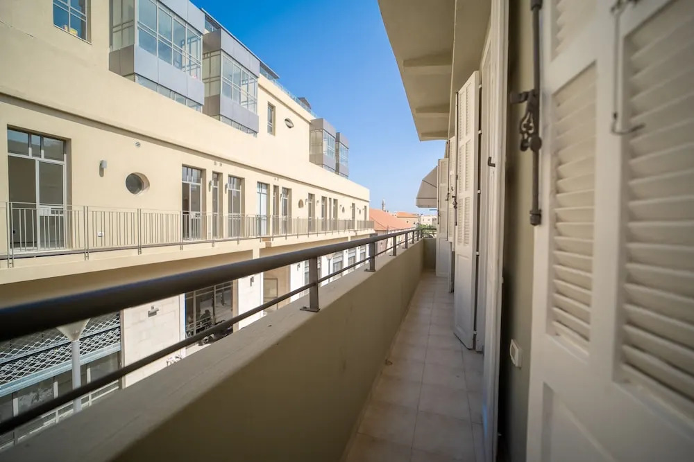 YalaRent Boutique apartments in Jaffa's flea market - Families only