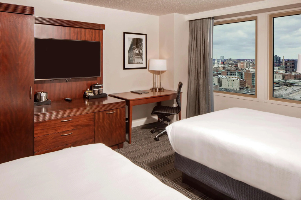 Hilton Philadelphia at Penns Landing