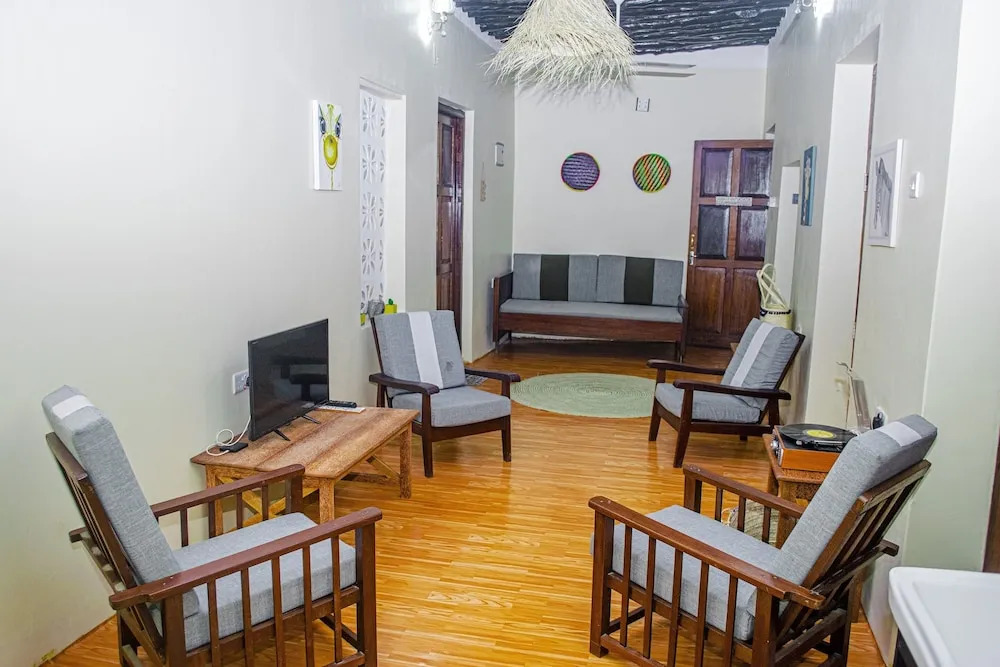 Zanzibar Spice Nest House