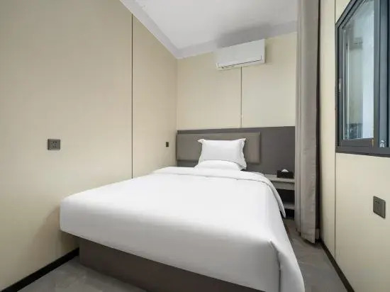 Pengcheng Lijing Hotel (Hongling Subway Station Huaqiang North Branch)