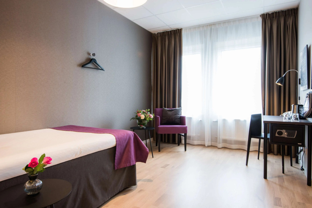 Best Western Plus Park Airport Hotel