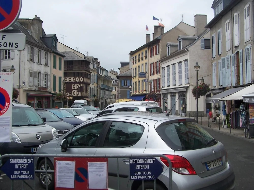 Chez Claire