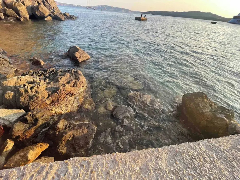 FiraOldPort Ormos Firon Village SeaVolcanoView 2 Joined Houses