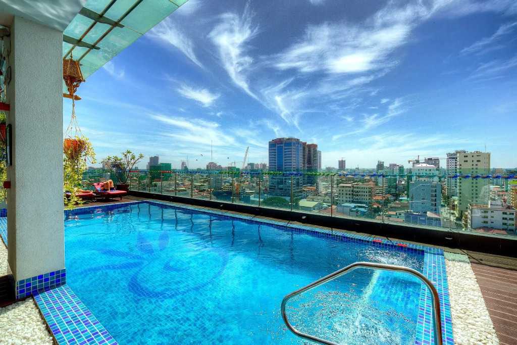 Orussey One Hotel & Apartment