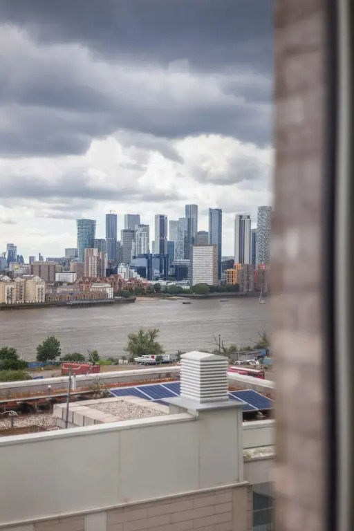 Modern 1bed with Panoramic View London