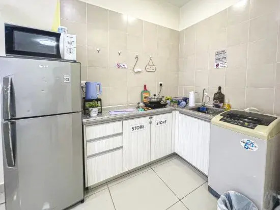 Relax in a Modern Studio w City View + Pool Access