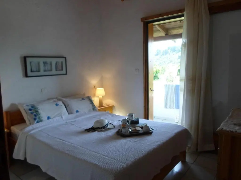Bozelia Apartments