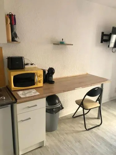 Joli petit studio centre ville jac9