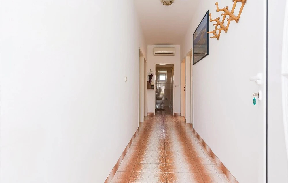 Nice Apartment in Vir With 3 Bedrooms