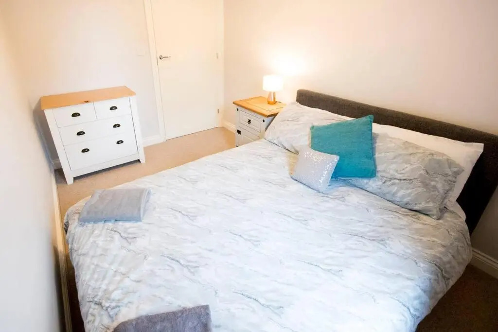 Entire Duplex apartment for up to 6 guests, free wifi