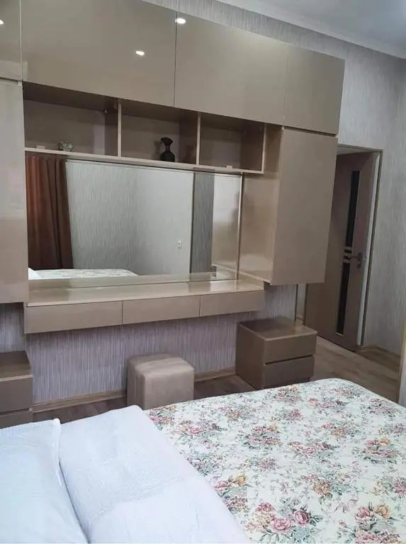 Nari Apartment