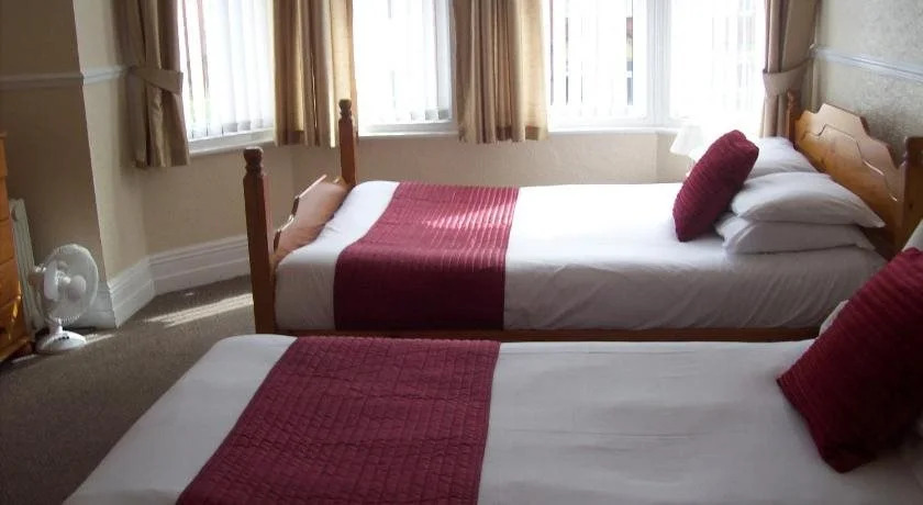 Avalon Hotel - Guest House