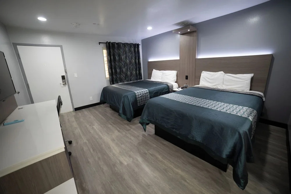Rodeway Inn Ontario Airport