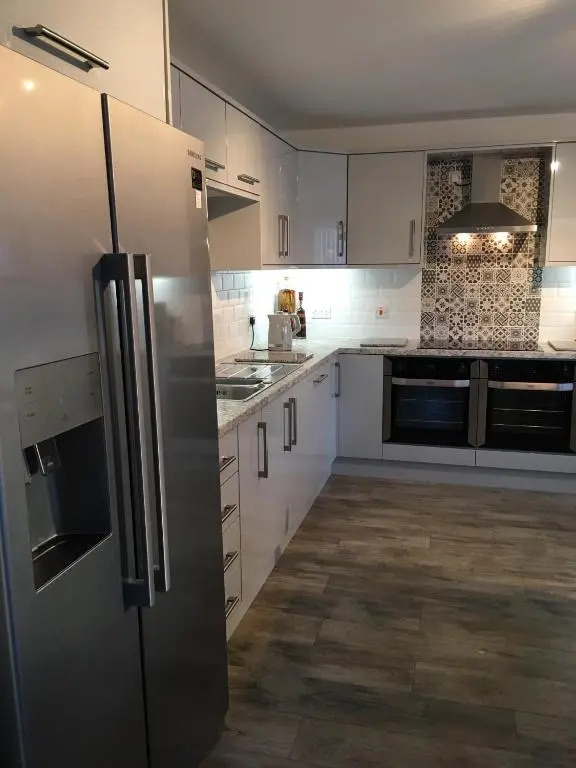 Luxury Portrush Holiday Homes - The Grove, Portrush Sleeps 14 - 6 bedrooms
