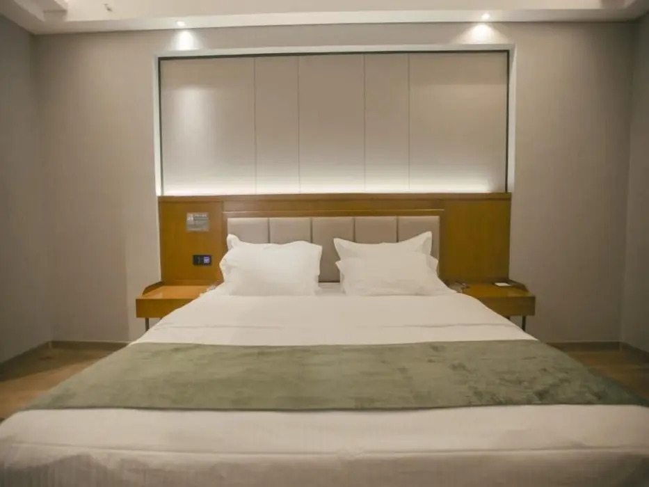 GreenTree Inn Jiuquan Century Plaza Hotel