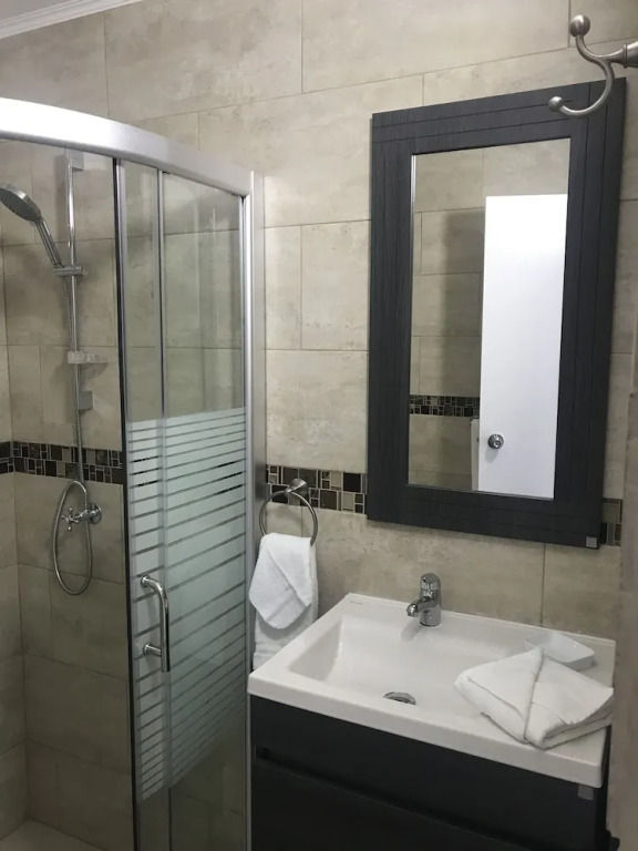 Ser'i Bucurui Accommodations