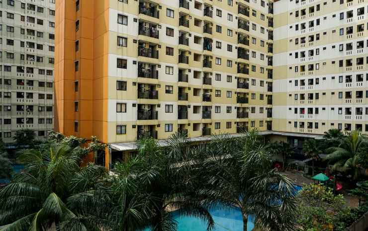 Homey and Simply Studio Room at Kebagusan City Apartment