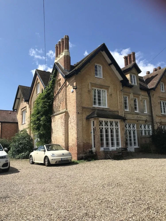 Victoria Spa Lodge