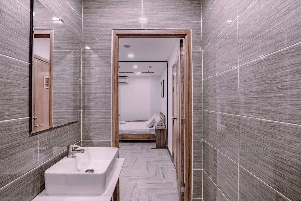 Mint Hotel