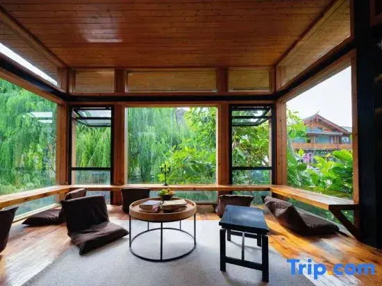 Lijiang Ruixi Xijianshu Yinluxury Fragrance Hotel