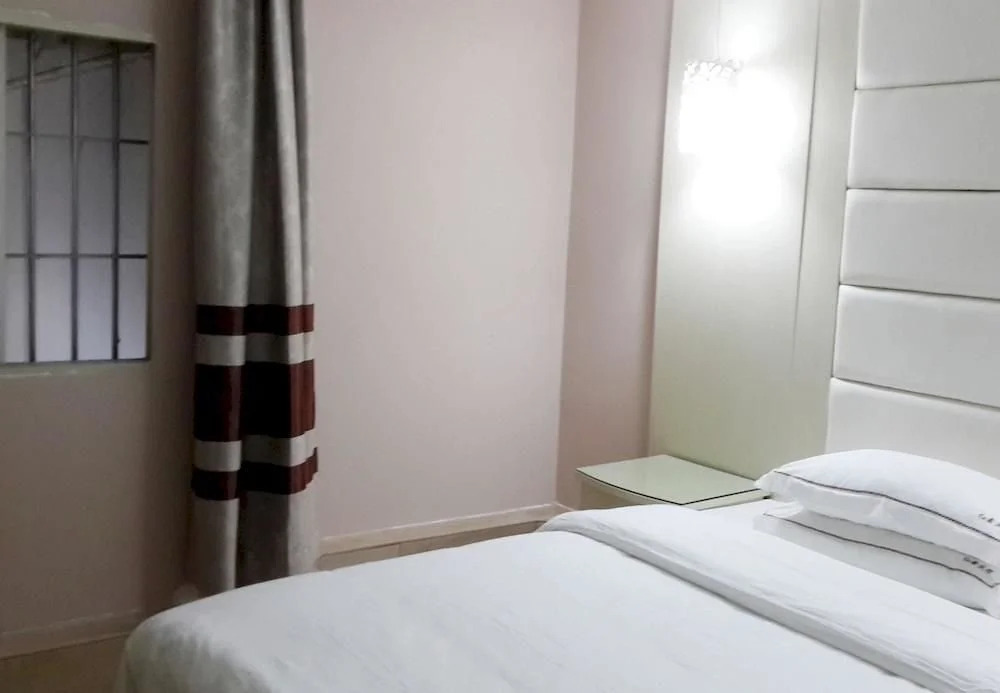 Hongxin Hotel
