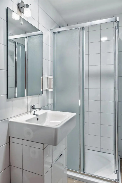 Augustus Hotel Bernkastel - Comfortable Budget Hotel