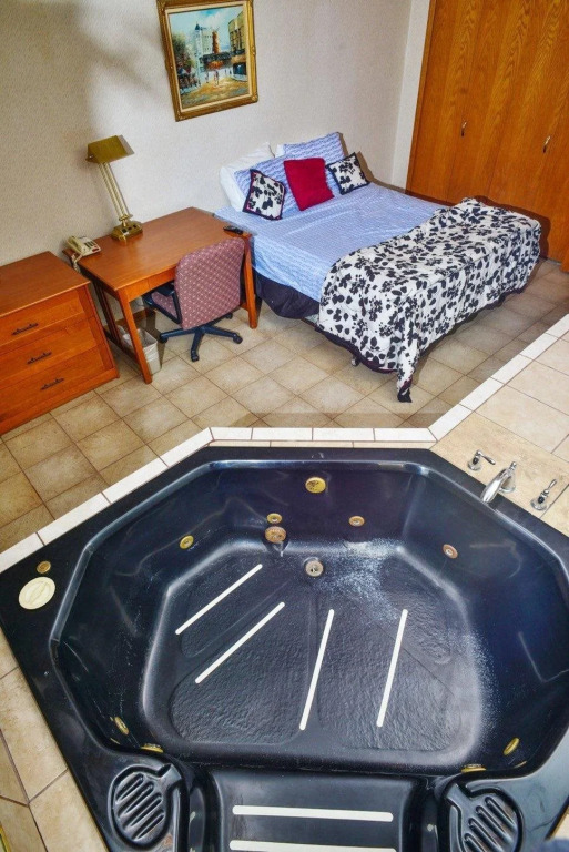 Magnuson Hotel Extended Stay Canton Ohio