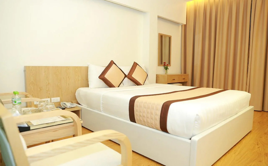 Hotel Tay Thi