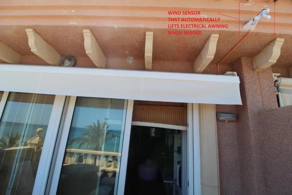 Ático duplex de lujo frente al mar. 1a linea playa