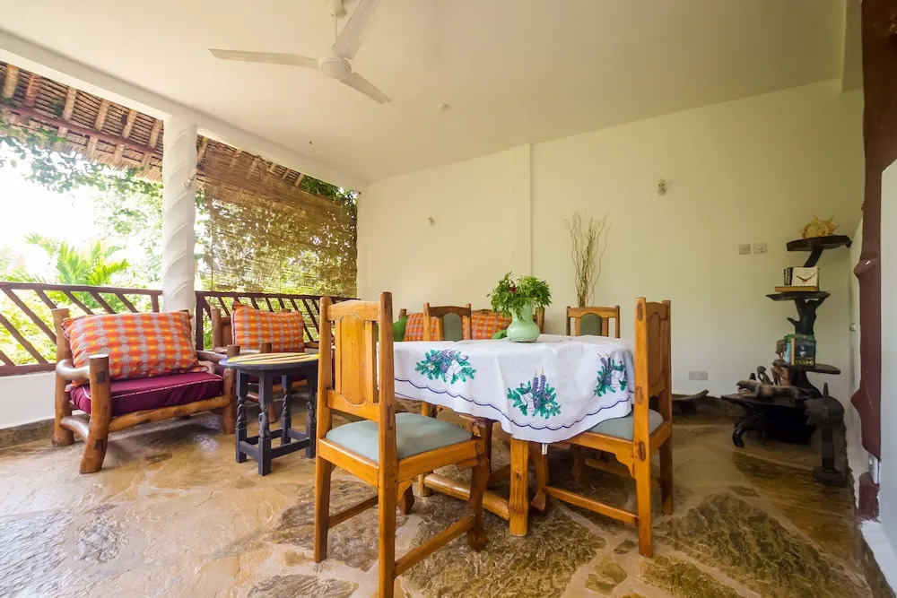 African Huts Villas