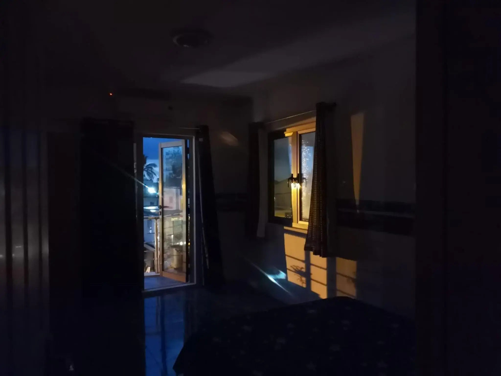 Holidays in Heaven 2-bedroom apartment newly refurbished- Min 2 Nights Requirement