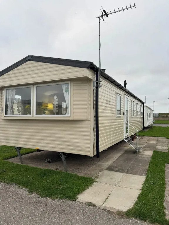 Seaside Charm Cabin Retreat in Rhyl