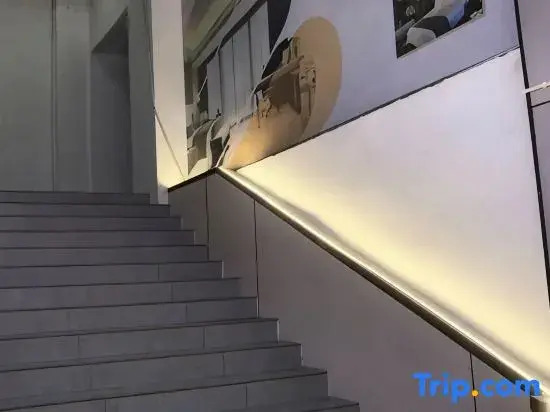 Jishou New Youth Hotel